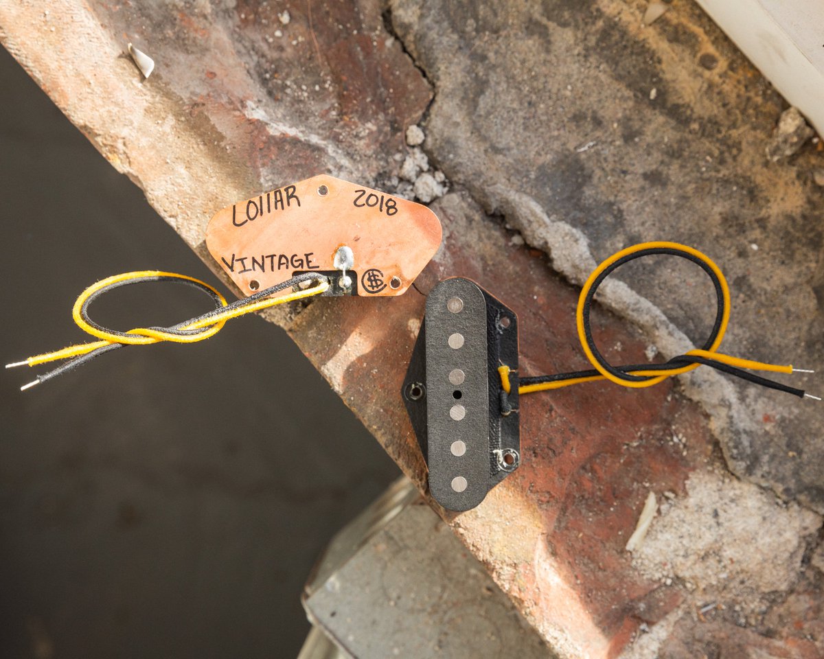 Get that classic Tele twang along with just enough midrange and bass for a gritty growl with the Lollar Tele Vintage Bridge pickup.