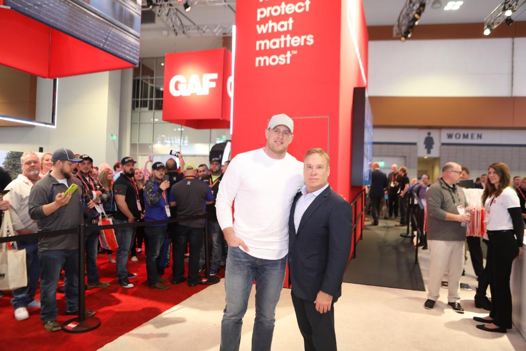 gafroofing's tweet photo. .@JJWatt is in the building! Our president Jim Schnepper caught up with JJ briefly today and thanked him for joining us during the @roofingexpo in #Nashville. #WeProtectWhatMattersMost https://t.co/h88ZKICV17
