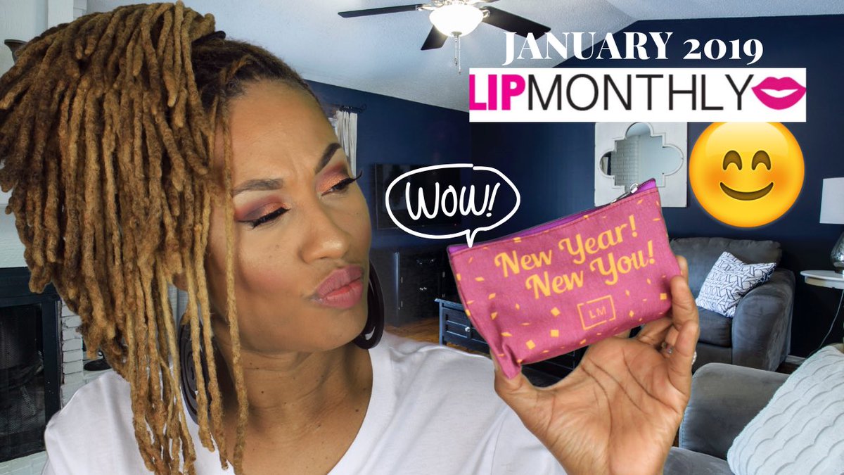 ReviewsWinnie's tweet photo. @LipMonthly Check out my first bag! Click the link https://t.co/dh7rowN7Ew https://t.co/cHbExvMPyZ
