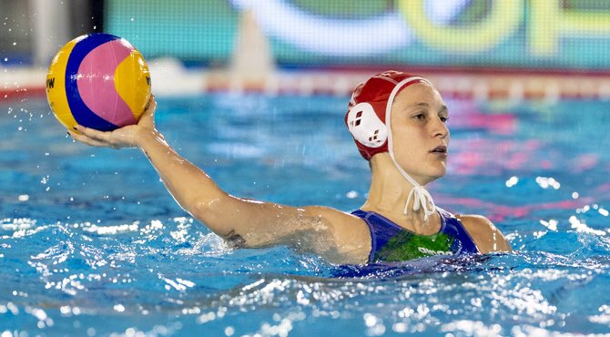 7rosaWP's tweet photo. 🏆 #EuropaCup #waterpolo
#Francia 🇫🇷- #Italia 🇮🇹 8-14 (1-3, 3-3, 2-2, 2-6)

🇮🇹 #7rosa: #Gorlero, #Tabani, #Garibotti 4, #Avegno 1, #Queirolo, #Aiello, #Picozzi, #Bianconi 3 (1 rig.), #Emmolo 3, #Palmieri, #Chiappini 2, #Giustini 1, #Lavi. All. Conti
➕ FRA 1/5+R, ITA 6/13+R https://t.co/UCOOwpTOO7