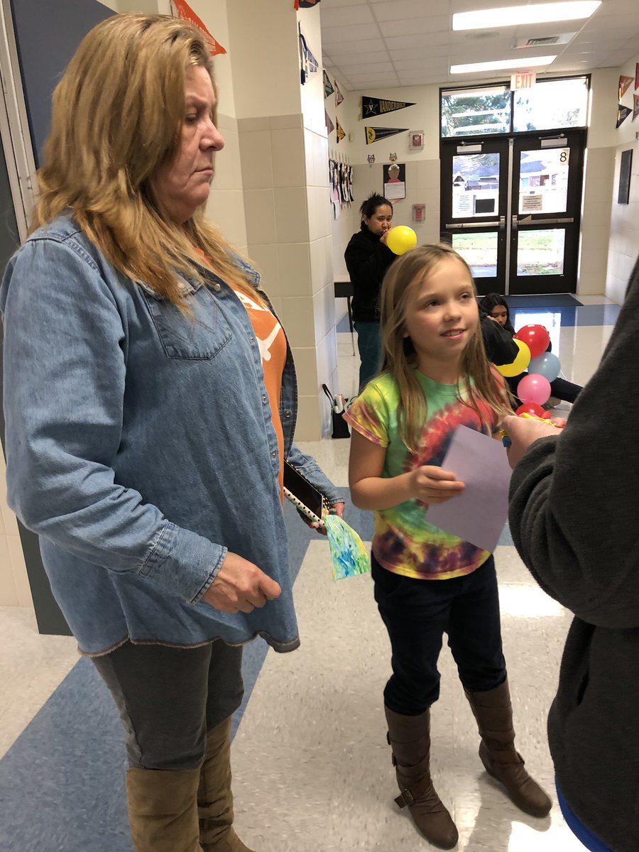 Ms_M_Pena_Reyna's tweet photo. Justus Family @McMullanElem #MustangSTEM @Mrs_M_Rdz https://t.co/52UK7785YB
