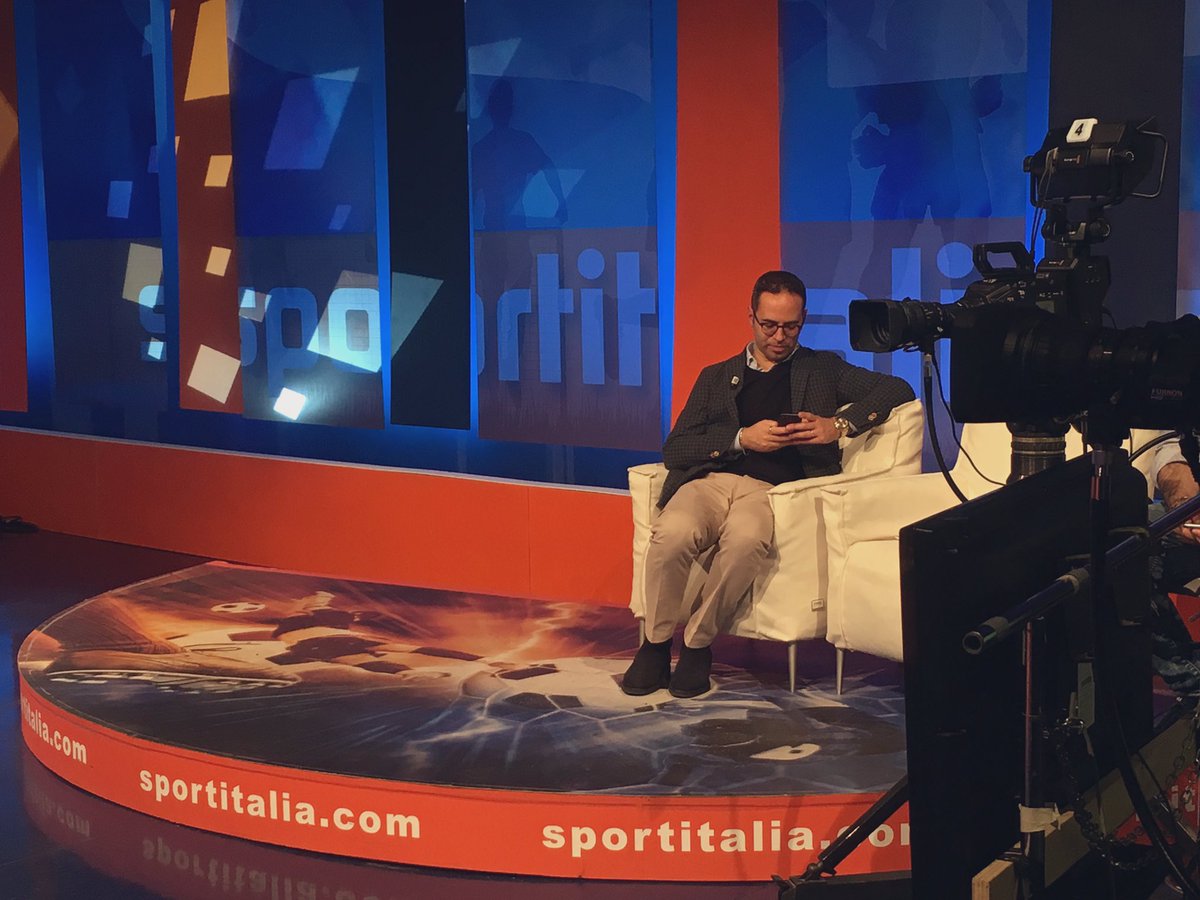 🔙| Avete seguito #Sportitaliamercato?

<a href="/MCriscitiello/">Michele Criscitiello</a> 
<a href="/AlfredoPedulla/">Alfredo Pedullà</a> 
<a href="/Simo23/">Simona Marchetti</a> 
<a href="/G_Paparesta/">Gianluca Paparesta</a>