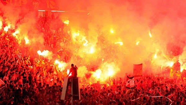 meshmesh__74's tweet photo. صورة بالف معنى شعب الاهلي ان غضب سيغضب الجميع احنا وراك يا خطيب
#حل_اتحاد_الدولار_للكره https://t.co/vFbdsmTxdD