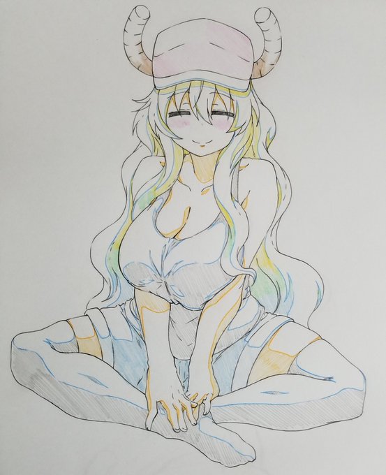 小林さんちのメイドラゴン2期が
決定とのことだったので
個人的に大好きなルコアさんを……

………いや～翔太君が羨ましい…
#小林さんちのメイドラゴン 