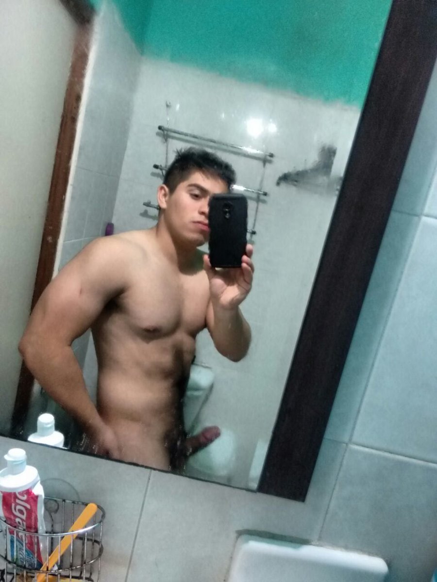 ChacalitosR's tweet photo. Nuestro Tercer #ChacalitoRegio 😎 Que Tal Les Gusta !! , #Cachondo 🔥 #Mayate 💪 #ChiquitaPeroPicosa 😈😈😈 #Rt si quieres ver mas chacalitos . https://t.co/P43LR7mmSl