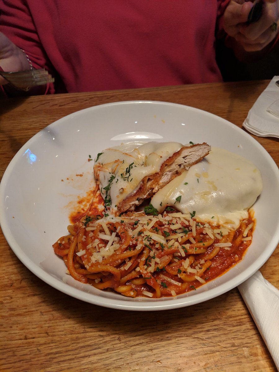 jfield1869's tweet photo. Pot roast and chicken parmesan #Mrluckys @HardRockHotelLV 😋😋 @Hell4DeathMetal @Katy_Ann_Snake @Darksun_always @5150kpr @Metallibanger @kimbohellyeah @666Harps666 @M6NSTER @ChrisGoMetal @Randy73481620 https://t.co/nh1AlkGTib