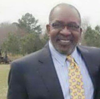 SHHSEagles's tweet photo. Mr. Orlando Blake, first African American Police Chief for Snow Hill. #WeSoarHigher #WorcesterBlackHistory @kdwpurvis @WorcesterSystem #39YearsOfService https://t.co/Te8U93Qiyf