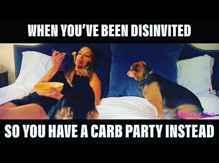 NalandCal's tweet photo. Same girl, same.. 💁🏻‍♀️💁🏼‍♀️🍝 #carbs #dailymail #party 
#pumprules #vanderpumprules #sur #vpr#bravotv #nalandcal #tomtom #lvp#cheerstotomtom #weho #thankunext✨✨✨ find us on #applepodcasts or anywhere you find your podcast! 🎙 @NalandCal https://t.co/38K1KjVEMG