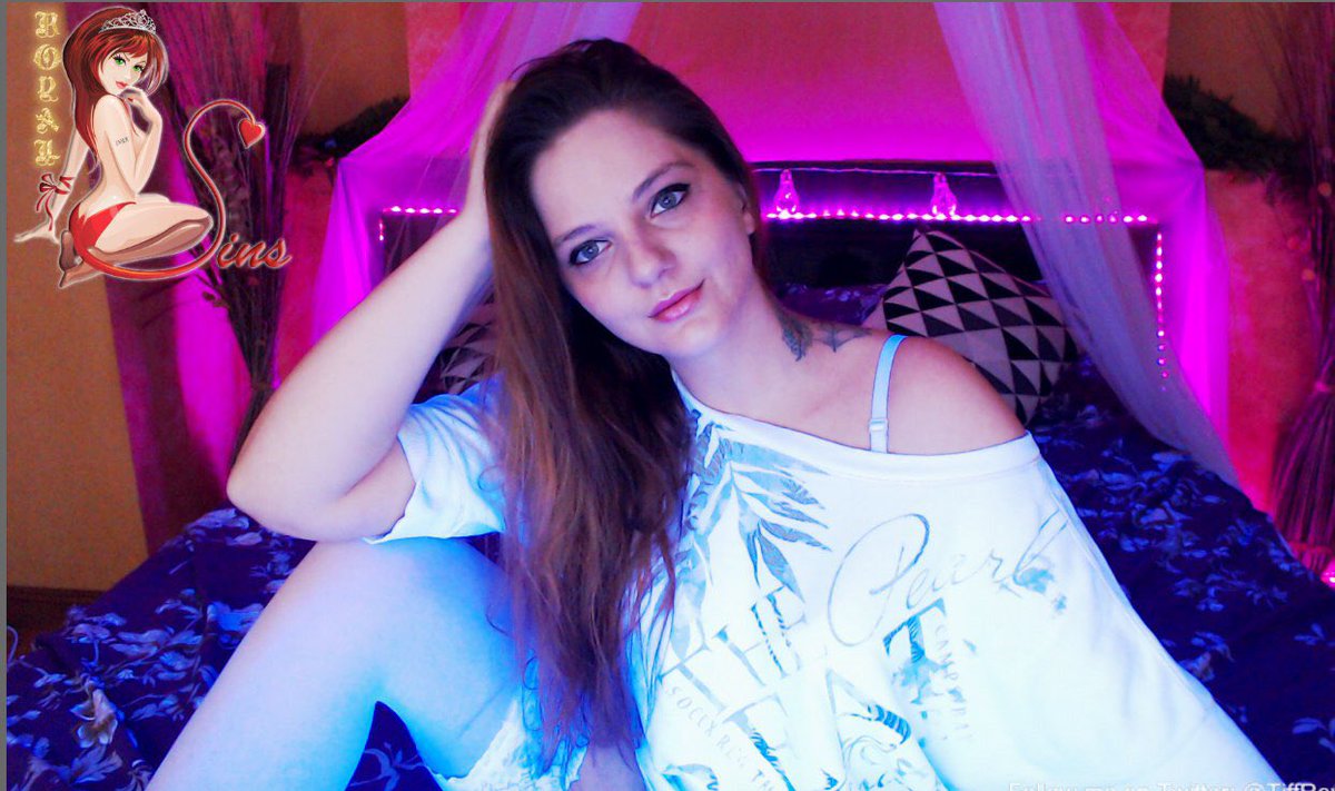 RoyalTiffanyFP's tweet photo. Cum start your week off with a bang & come visit the #sexy @TiffRoyal #live now @chaturbate!!! She is doing her first ever #crazyticket show tonight...GET YOUR TICKET ASAP ๐๐๐ #camgirl #redhead #smoking #ass #bigass #bitcoin #chaturbate now https://t.co/0WIxPSveNW https://t.co/6wGVH7qJAY