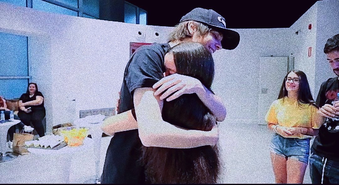skyrubius's tweet photo. Feliz cumpleaños a la persona que más sonrisas me ha sacado en mis días malos y la persona que siempre ha estado ahí cuándo más lo necesitaba 💗💗💗 @Rubiu5 #HappyRubiusDay https://t.co/3C9FbXwv7F