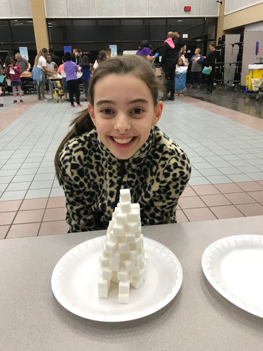 KarolWatson1's tweet photo. Winter Wonderland STEAM Night!  Master igloo builder!#yeagerbuzz https://t.co/X2AhZWwsMK