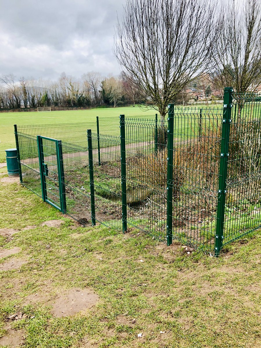 PRICE FENCING tweet media