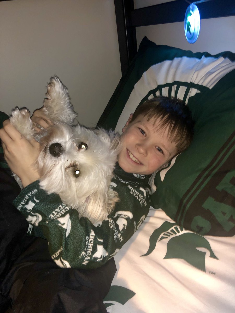 wardbrandy5's tweet photo. @SLCSpearson Snuggling with his dog, Holly, on this cold, icy day. #pearsonpets https://t.co/pqN3v57A9U