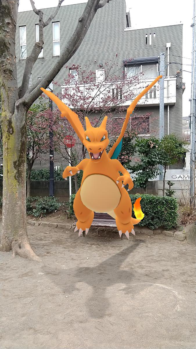 Ittousai ポケモンgoの新機能 Goスナップショット 開発陣に聞きました Ar との違い 手持ち全部いつでも撮れる 進化後やタマゴ限定でも ピンポイントに配置可 逃げない 寄ったり角度も自在 タップでキメの動き 連写可能 影などより