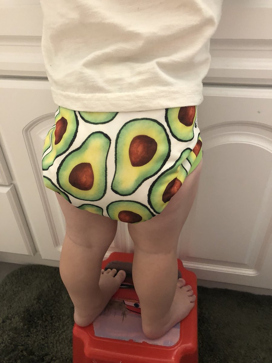 We love Avolove! When he pooped, my husband asked if he made an avocado. 🤣🤣🤣 #ilovenickisdiapers #nickiscoversrock #jakesdiapers #avolove #makeclothmainstream #makelaundrynotlandfill #clothdiapers #dadjokes