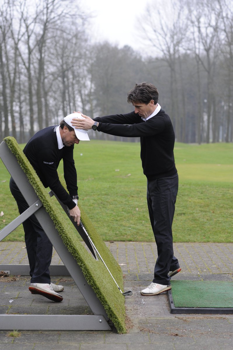 Begin april start het nieuwe golfseizoen. Dat lijkt nog ver weg, maar de tijd gaat snel. De komende maanden kun je gebruiken om je op het nieuwe seizoen voor te bereiden en beslagen ten ijs te komen. Bijvoorbeeld met ons winterlespakket: looijmansgolfteaching.nl/voorbereiding-…