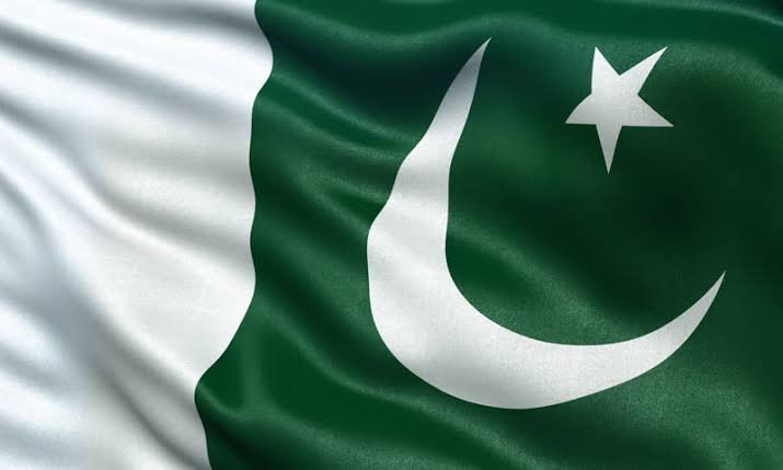 Зеленый флаг с луной. Флаг Пакистана. Флаг Пакистана 2022. Символ Пакистана. Флаг восточного Пакистана.