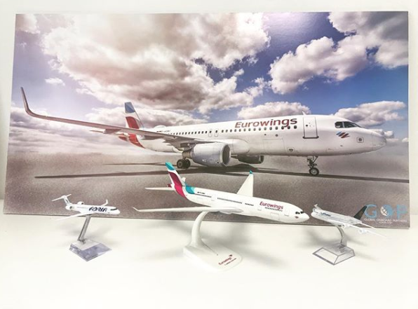 Im 💙sind wir immer on board. Auch im Büro. #dreams #fly #flugzeug #träumendarfmanja <a href="/Lufthansa_DE/">Deutsche Lufthansa</a> <a href="/eurowings/">Eurowings</a> <a href="/AdriaAirways/">Adria Airways</a>