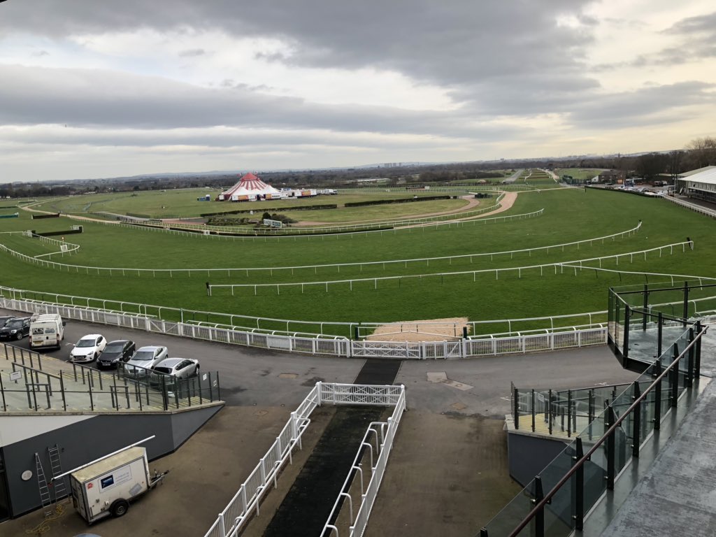 DaleJannels's tweet photo. Looking forward to being on the #TSLE2019 panel this morning at Aintree. Another busy event and great venue. Let’s talk specialist lending and technology! #mortgages #SpecialistLending #brokers @specialistsols @impactmortgages https://t.co/G9CVihugNw