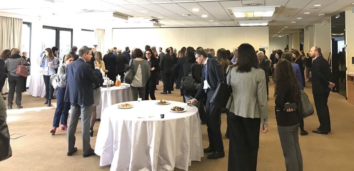 #networking session durante l’evento <a href="/EdizioniEste/">Edizioni Este</a> 

Molti gli spunti e le considerazione sorte durante gli speech della mattinata #nuoviruolilavorativi #HCM #HR <a href="/OracleItalia/">Oracle Italia</a>