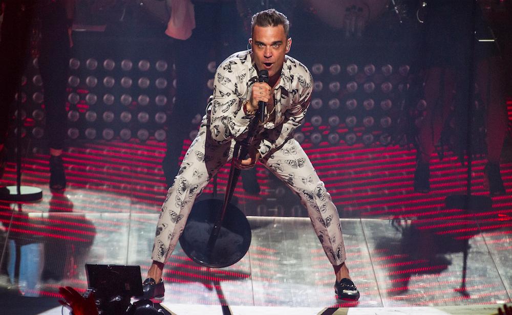 Oggi Robbie Williams compie 45 anni e li festeggerà alla grande. Happy Birthday!  