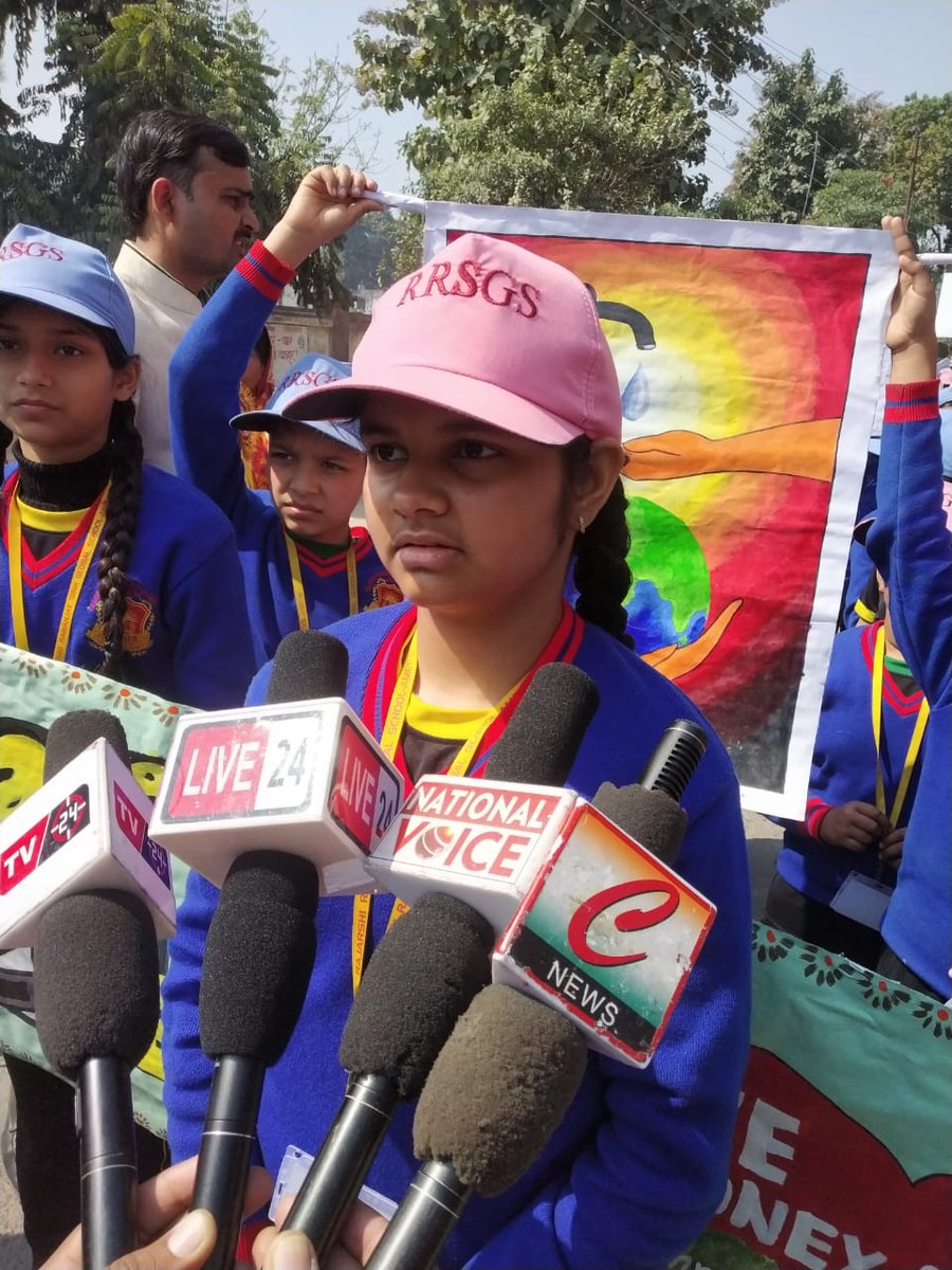 DrSinghDeepak's tweet photo. #Savefuelsavefuture awareness March led by my daughter #Ananya #Manu
Organised by #RRSGS #Amethi
#BetiPadhao
#Meribetimeraabhiman https://t.co/LdRfkXDLYP