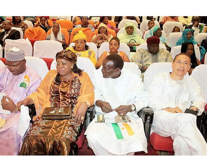 Merci de nous avoir suivi toutes ces années 
<a href="/hadyline2014/">Hadiza Amadou Maiga🇳🇪</a>