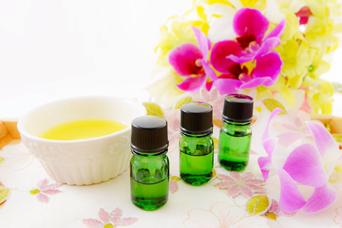The effects of beauty oils can be greatly maximized through different ways of application. We have 5 tips! 

bluebeeone.ph/article/2019/0…

#organicskincare 
#skincare 
#beautyoils
#beautytips 
#youngskin
#antiaging 
#glowingskin
