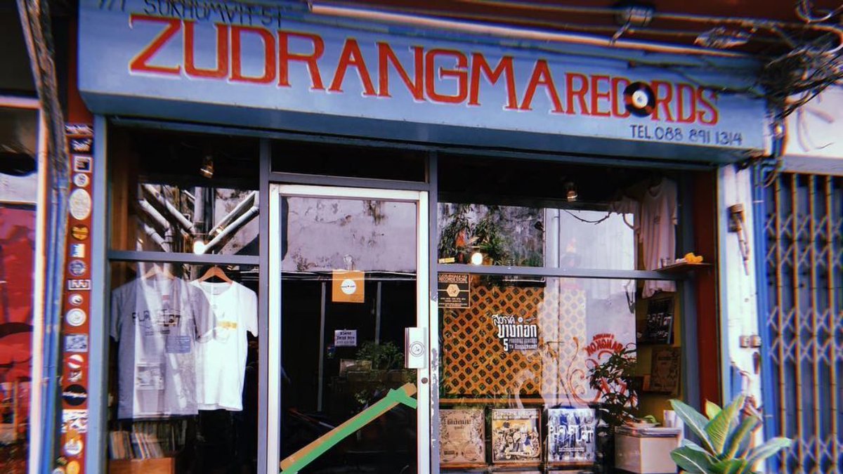 Discover where the music plays in #Bangkok -- from record stores to live venues, we've got you covered 🎵: bit.ly/2SQobSb
⠀⠀⠀ ⠀
#AVDM #AVDMmag #AVDMbangkok #BKK #TravelTips