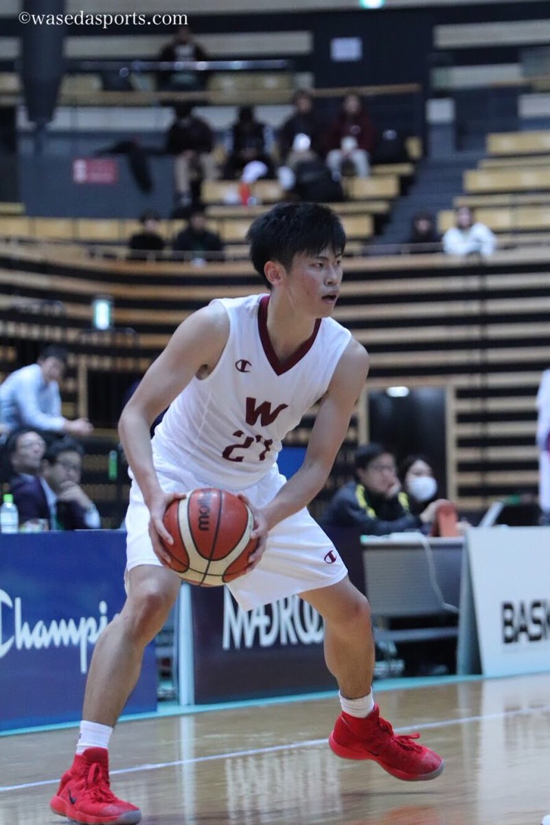 早稲田スポーツ新聞会 A Twitter 卒業記念特集 第15回 濱田健太 男子バスケットボール バスケットボールを通して キャプテンとして１年間 個性の強いチームを率いた濱田 バスケットボールから学んだこと そしてバスケットボールを通して得た喜びとは T