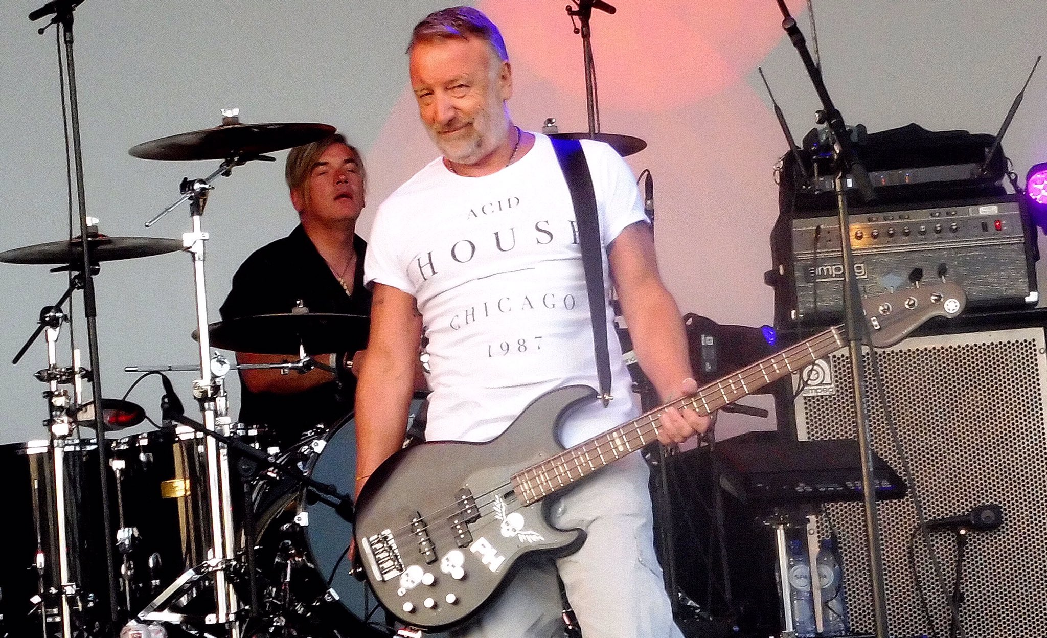 Peter Hook & The Light - Love Will Tear Us Apart

 via Happy Birthday Peter Hook 