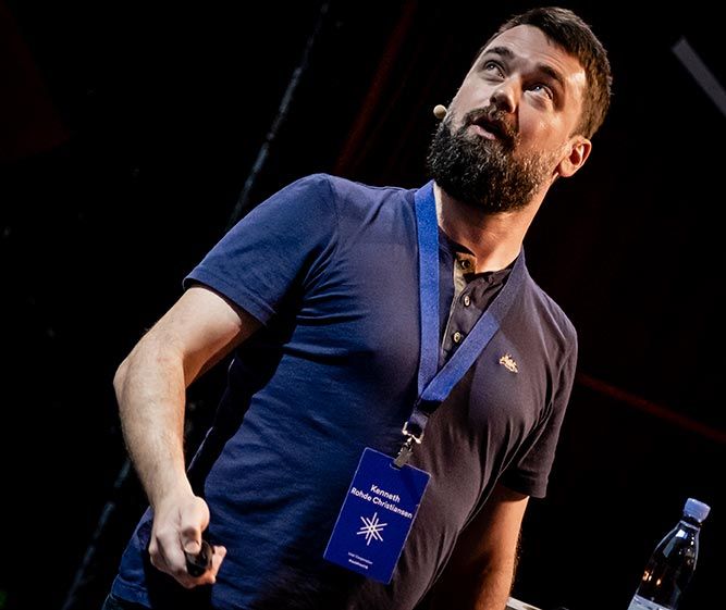 coldfrontconf's tweet photo. For #ColdFront18, the mighty @kennethrohde stepped in and talked about on the fly WebP decoding with Web Assembly and Service Workers ππ₯ https://t.co/C8GyPpFz26 https://t.co/4S9MJrdSlS