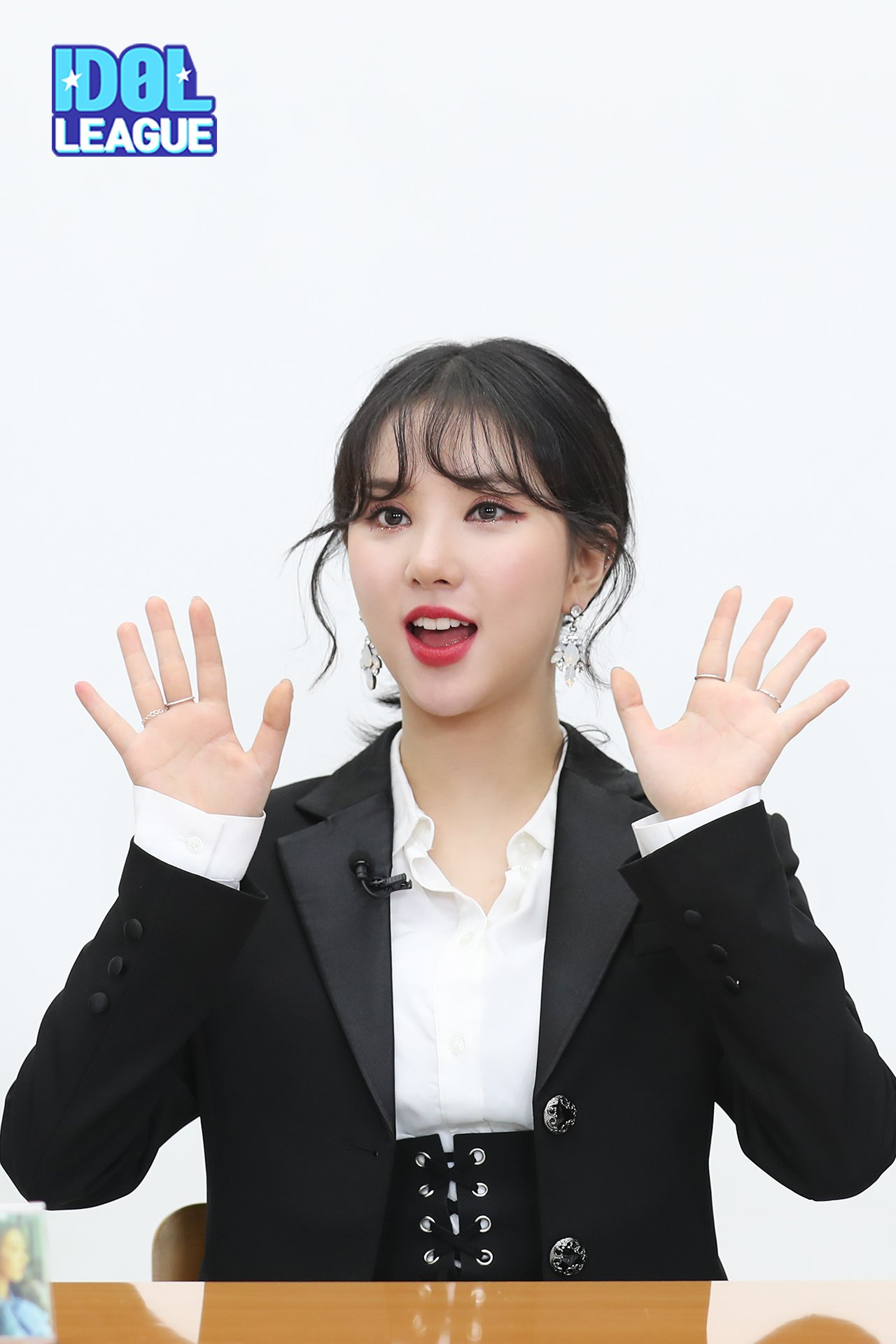 DzRbX-lUcAAIVV2.jpg:large