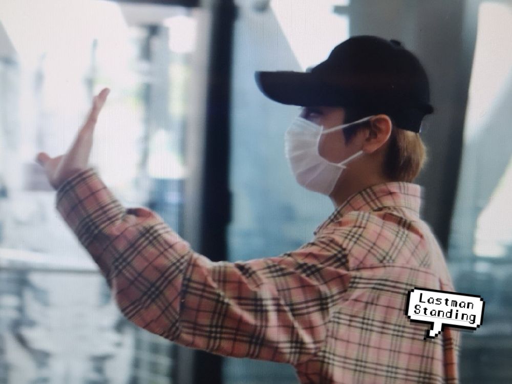 Lastmanstd2012's tweet image. 190213 REN 방콕공항 🐰💕 #렌 #최민기 #뉴이스트 #NUEST #พรรคนี้มาไทยทำไมไม่บอก