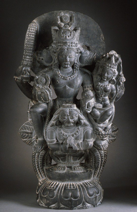 An extremely rare & intact 900 yr old murthi of Maha Vishnu known as Vaikuntha Chaturmurti belonging to Kashmir. Notice the lion faced Narasimha (L) & boar faced Varaha (R). This marvel now lies stolen away at the Los Angeles County Museum of Art.  https://web.archive.org/web/20160304141640/http%3A//collections.lacma.org/node/238399