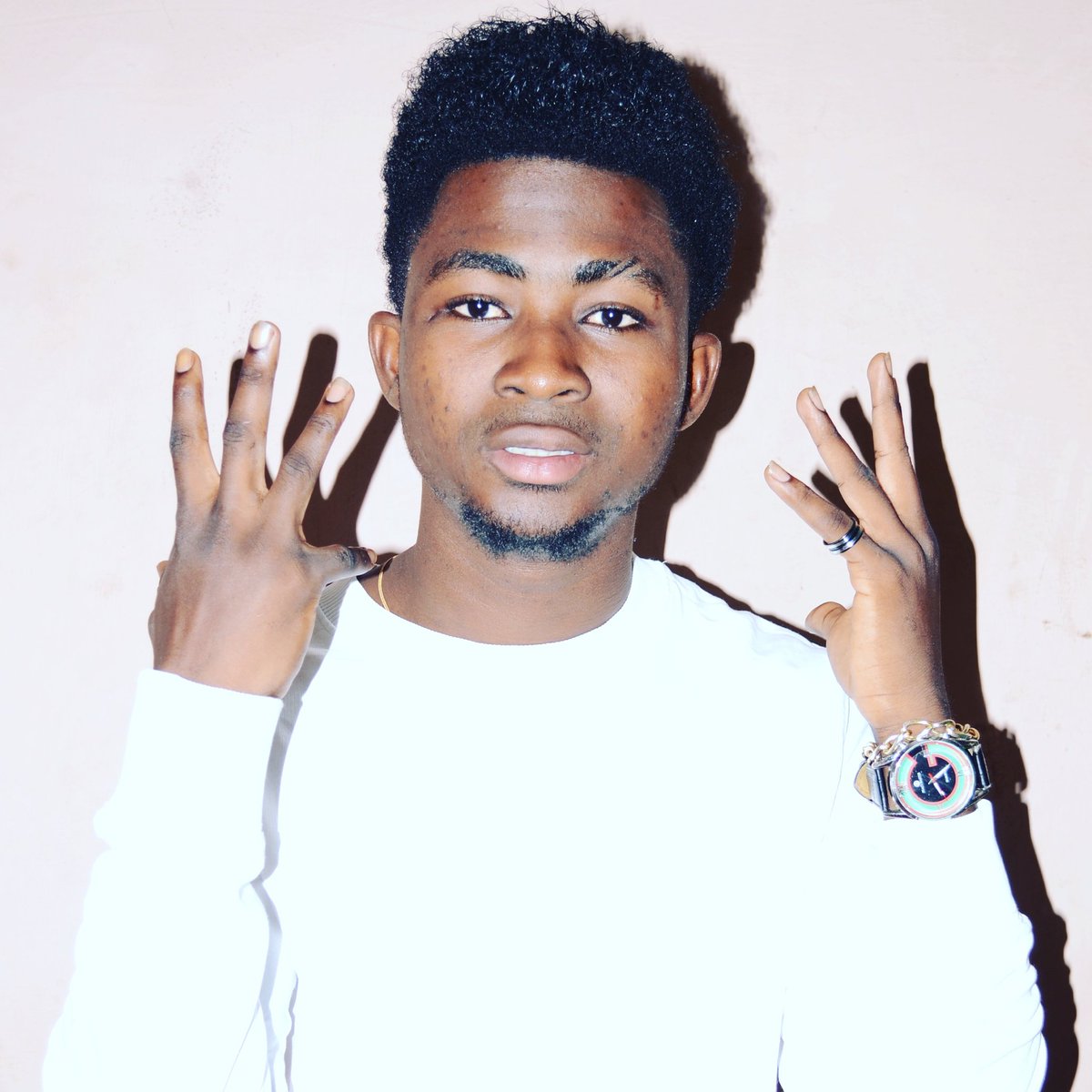 Bigsense6's tweet photo. #God is in control.
One day one day my testimony will wave .....
#Bigsense ft #StrongMan 
Loading......
#RAYMONDeMPIRE https://t.co/B1qo6oHlGU