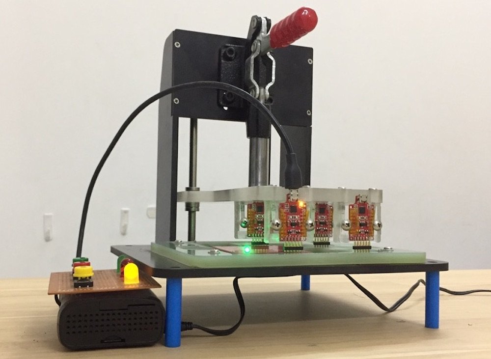 tuanpmt's tweet photo. #ESP32 batch programmer tool using for mass production 
Video: https://t.co/fIEyw04983
Source: https://t.co/Ja8JVWQmph https://t.co/kKYvUipHFf