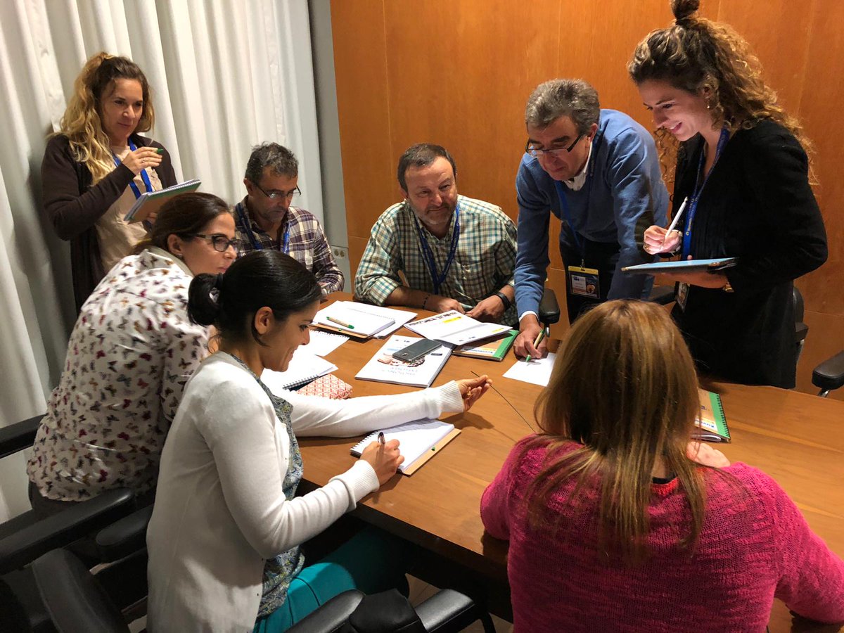 "@Xuvenciencia - I do, then I learn" trains 70 teachers from 50 different schools in the use of educational kits (#PhotonicsExplorer, AnimalCSI, VitroPlant, AquaLab and RescueMe), financed by <a href="/FECYT_Ciencia/">FECYT</a>. Thank you for sponsoring!