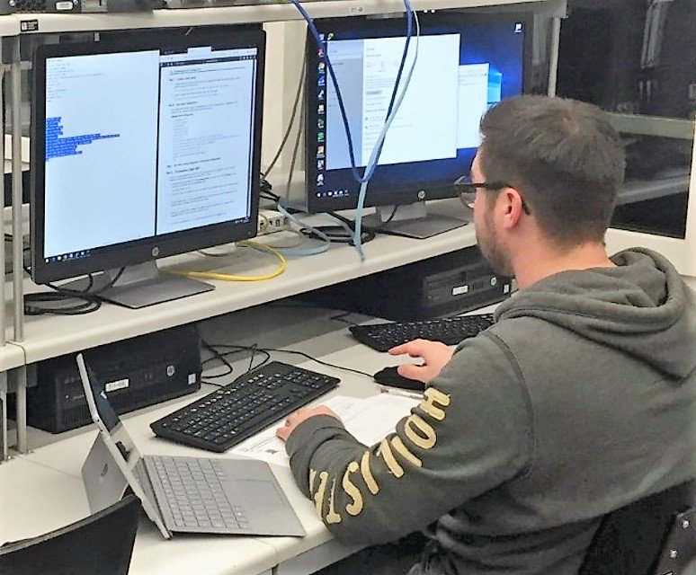 bmhaemmerli's tweet photo. Die Gelegenheit! Fachkurs Secure Programming Threat Modelling &amp; Requirement mit internationalem Experten Prof. Tavolato @fh_stpoelten Daten: 22. Feb: 15:40-18:00, Samstag 23. Feb &amp; 6 April: 8:30-17h. Info: https://t.co/0AT4f4L6gF. Ort: Hochschule Luzern - Informatik in Rotkreuz. https://t.co/TDN3rTjYG9