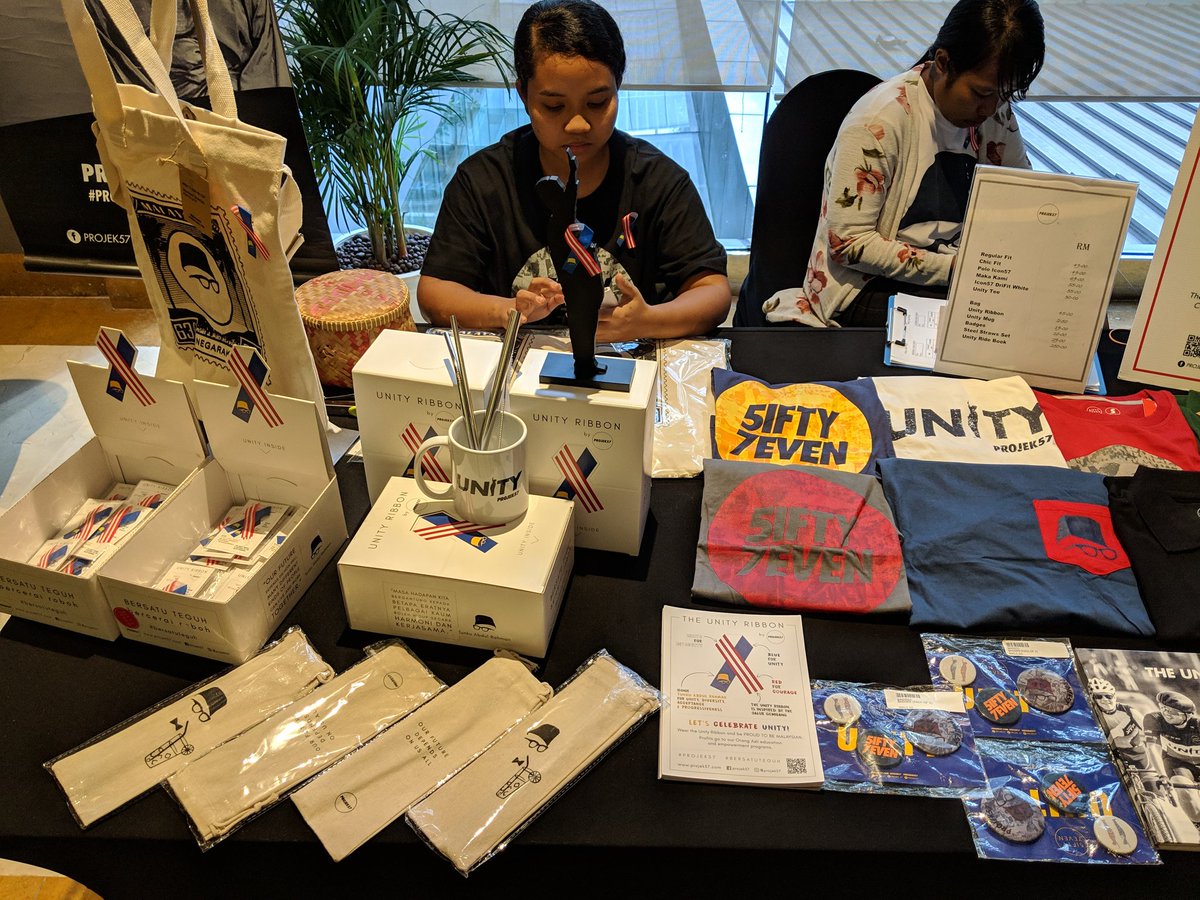 IDEASMalaysia's tweet image. Our friends from Projek57 have set up a booth here at A Night with IDEAS. All of their profits are channeled towards empowerment programs. Pay them a visit and support their cause.
#futureoffreedom