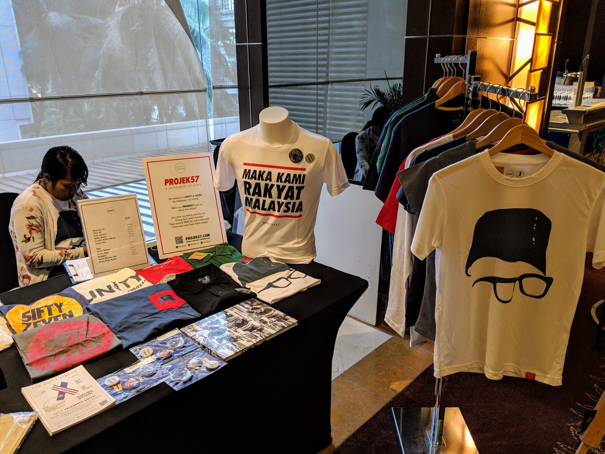 IDEASMalaysia's tweet image. Our friends from Projek57 have set up a booth here at A Night with IDEAS. All of their profits are channeled towards empowerment programs. Pay them a visit and support their cause.
#futureoffreedom