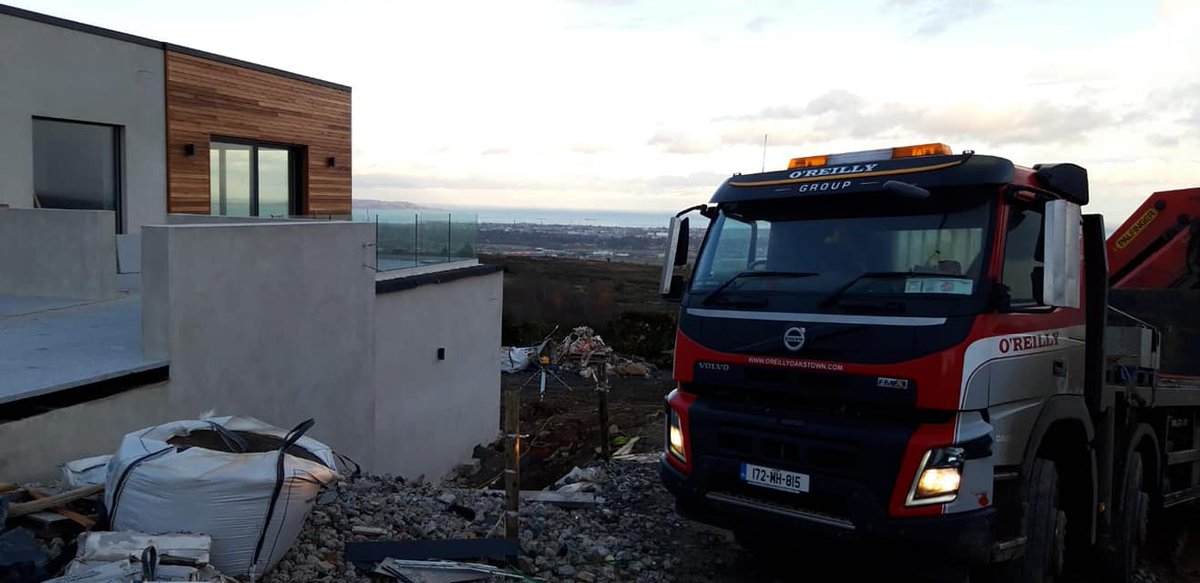 oreillyoakstown's tweet photo. Beautiful view yesterday morning as we arrived to a site on the picturesque  Dublin Mountains. This was the first of many deliveries this week, we'll do better to see a better background though! #OReillyOakstown #Tanks #WWTS #Delivery #Scenic #Views #Picture #Dublin #Ireland https://t.co/BHOW87bc93