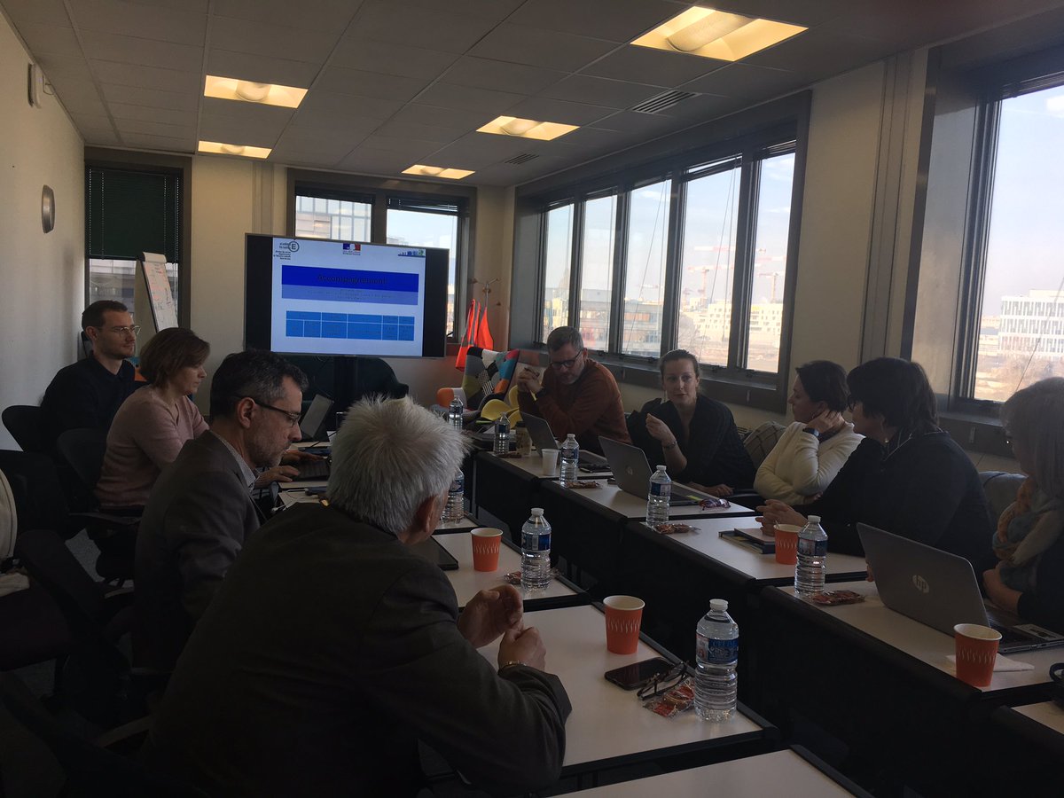 Learning expedition à l’
<a href="/UDS_SNCF/">Université du Service SNCF</a>  : nous avons traversé la rue pour découvrir une autre façon de former des adultes #learninglab #ouverture #developpementprofessionnel