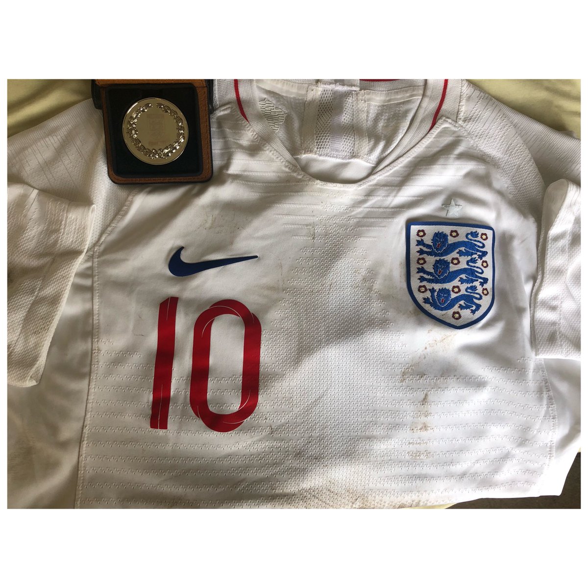 CallumJPowell's tweet photo. Proud to represent England FA last night, great experience ⚽️🏴󠁧󠁢󠁥󠁮󠁧󠁿🙏⭐️ https://t.co/64sBqsBOUQ