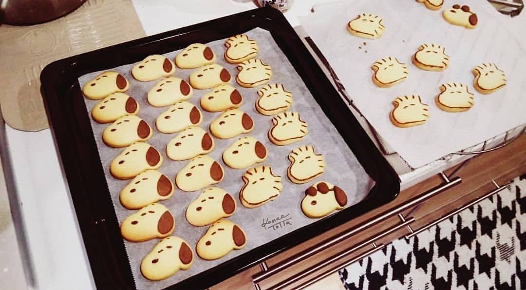 かなーぶらうん バレンタインにスヌーピークッキー ウッドストッククッキー 毎回変わらない 今回大量生産しようと頑張るが途中で力尽きた Peanuts Snoopy スヌーピー スヌーピークッキー かなーぶらうん バレンタインにスヌーピークッキー ウッドストッククッキー 毎回変わらない 今回大量生産しようと頑張るが途中で力尽きた Peanuts Snoopy スヌーピー スヌーピークッキー