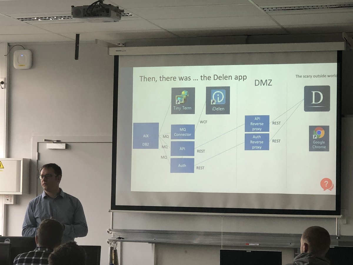 martineva18's tweet image. #ToegepasteInformatica @Hogeschool_Gent start van driedaagse boeiende workshops @exellys @involved_it @cloudway @District01 @inuits @infofarm