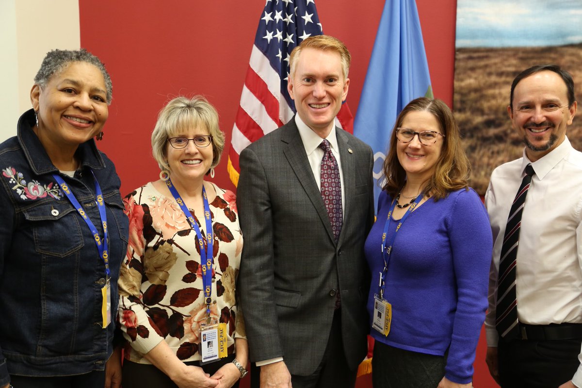 SenatorLankford's tweet photo. My office hosted #JavaWithJames this morning with Oklahomans visiting DC. As the cherry blossoms & spring break approach, please let my office know if you’ll be in DC & want to come share some coffee & conversation in my office every Wed. at 9AM when the Senate is in session. https://t.co/hfVsOVdGRg
