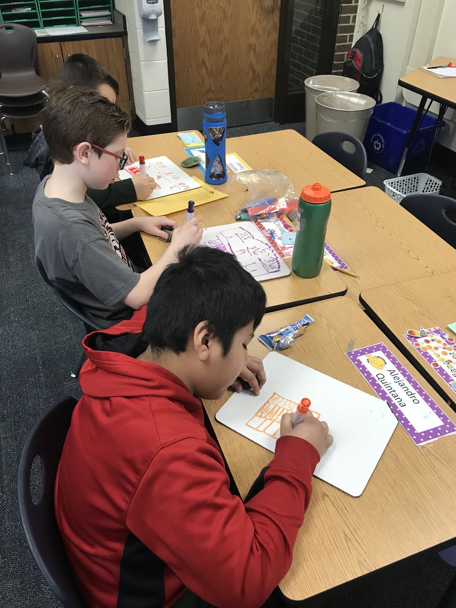 CompsClass54's tweet photo. Comparing fractions in 3rd grade using pictures and fraction tiles!#handsonlearning https://t.co/otqd9jAcBY