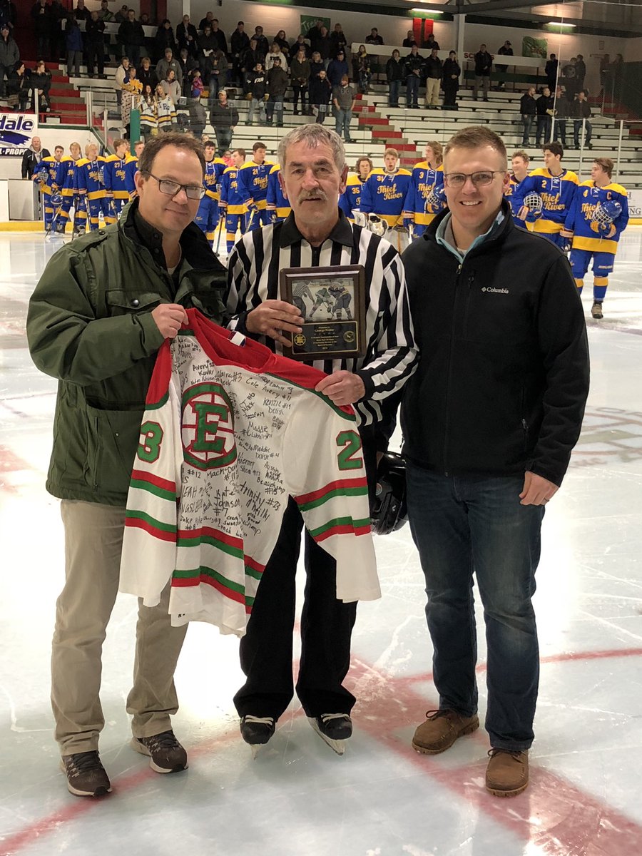 EastSideHockey's tweet photo. Last night we honored a local legend.  Thank you George Weber for your hard work and dedication for 40 + years! #BlackAndWhiteIsAlwaysRight https://t.co/e7heiCLeyv