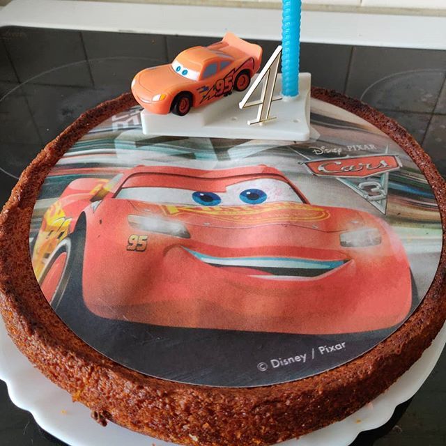 Daddy Gamer Chief Madameviedefamille Dirait Que Ca Fait Beauf Mais Je Connais Un Petit Garcon Qui Va Etre Aux Anges Anniversaire Birthday Happy4 Ptitbonhomme Papaalamaison Papagateau Papapoule T Co